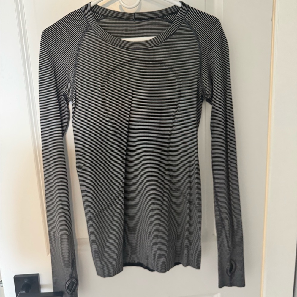 Lululemon Swiftly Tech Long Sleeve